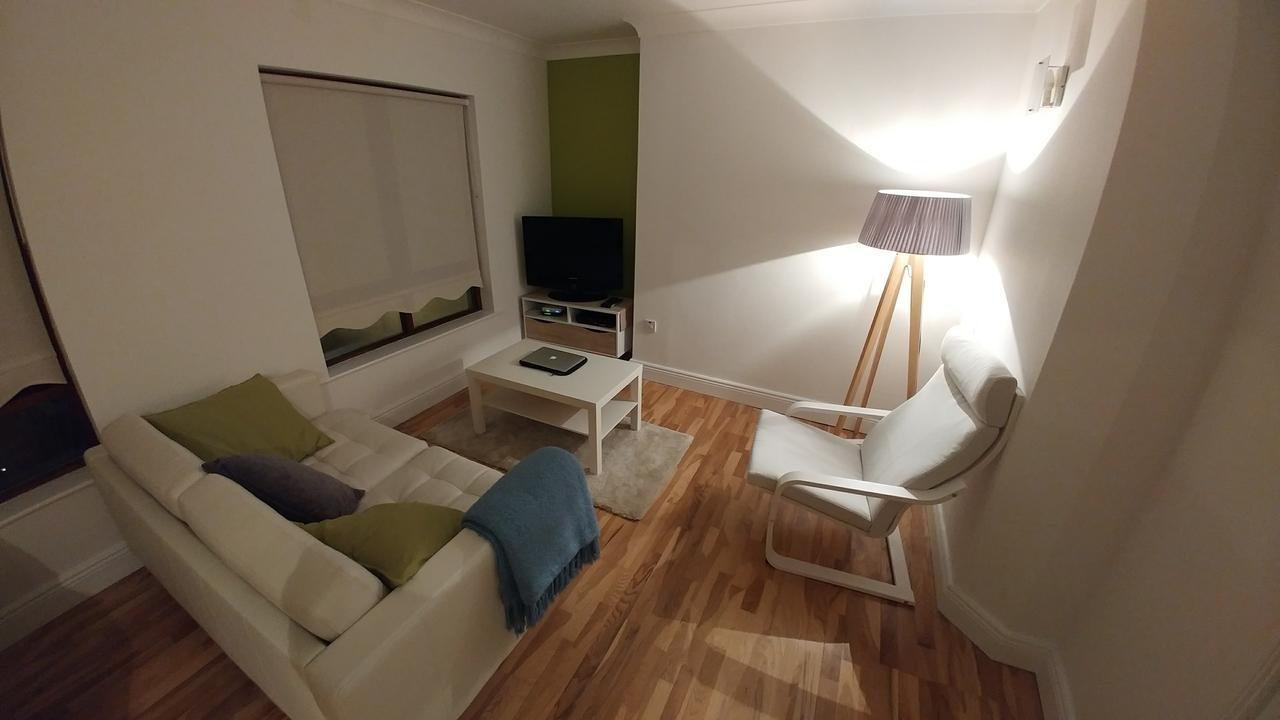 The Grand Canal Dock Apartment Дублин Экстерьер фото